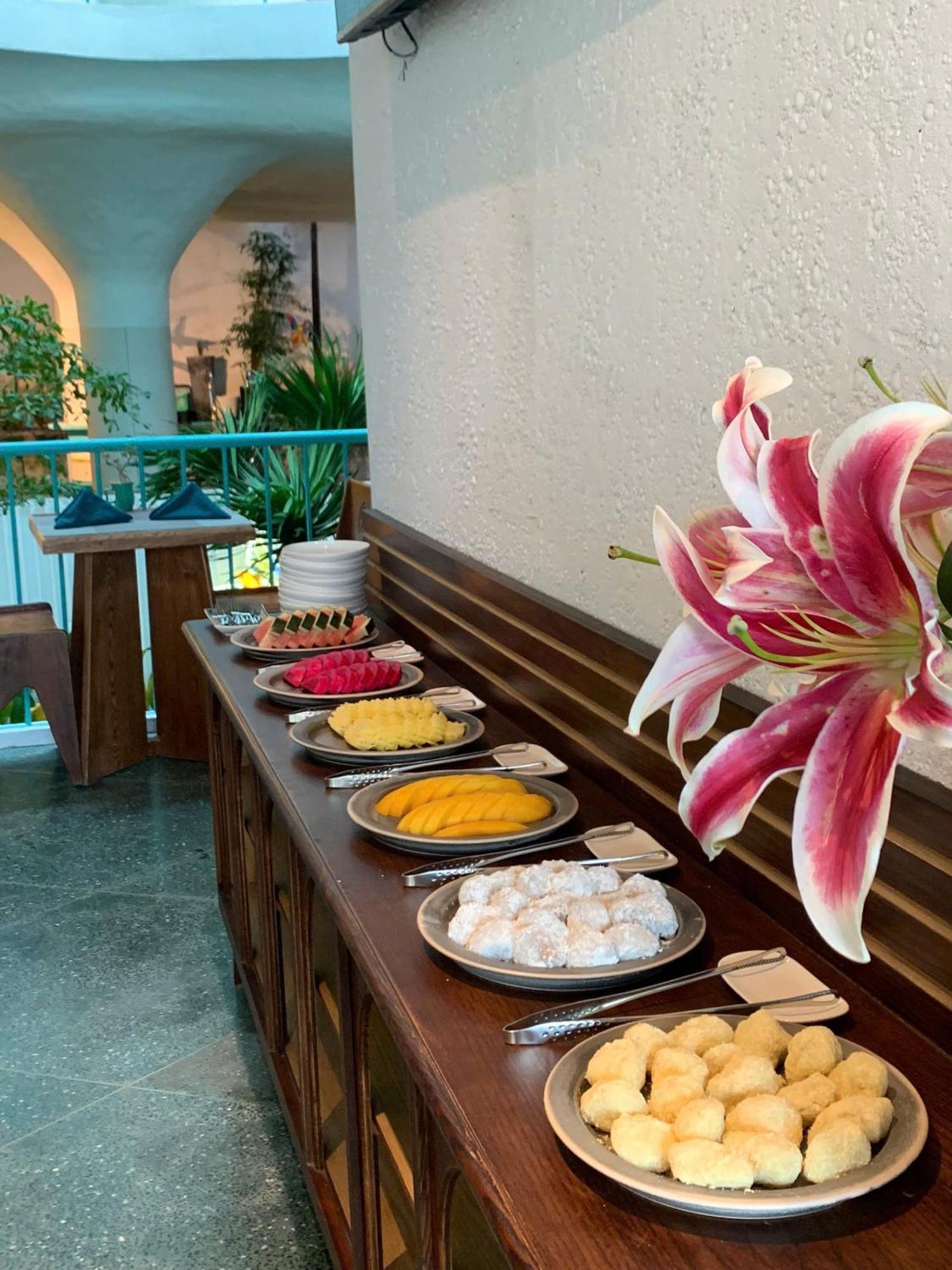 Hotel Le Bouton Da Nang Buitenkant foto